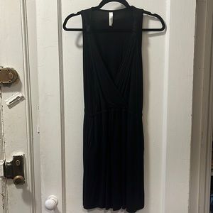 Loveappella Short Black Dress V neck Gently Worn Size L. Great for beach